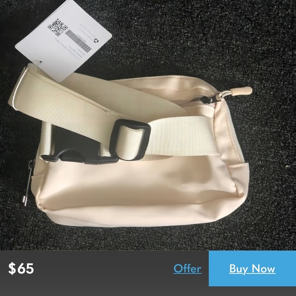 PSA Fake Lululemon Everywhere Belt Bag - Picture 6 of 7